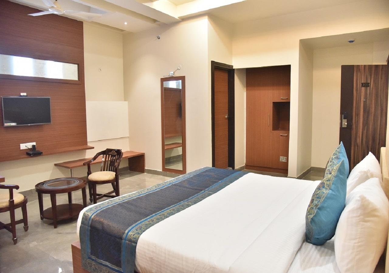 Hotel Rk Grand Βαρανάσι Εξωτερικό φωτογραφία
